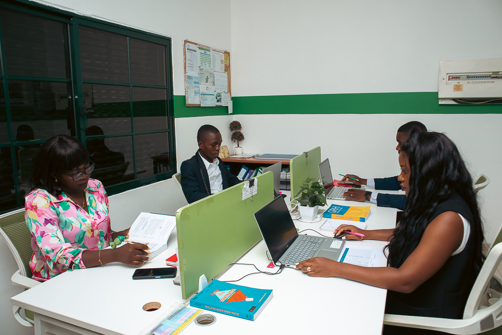 Workshop Sobre Nova Lei Geral do Trabalho 12 / 23